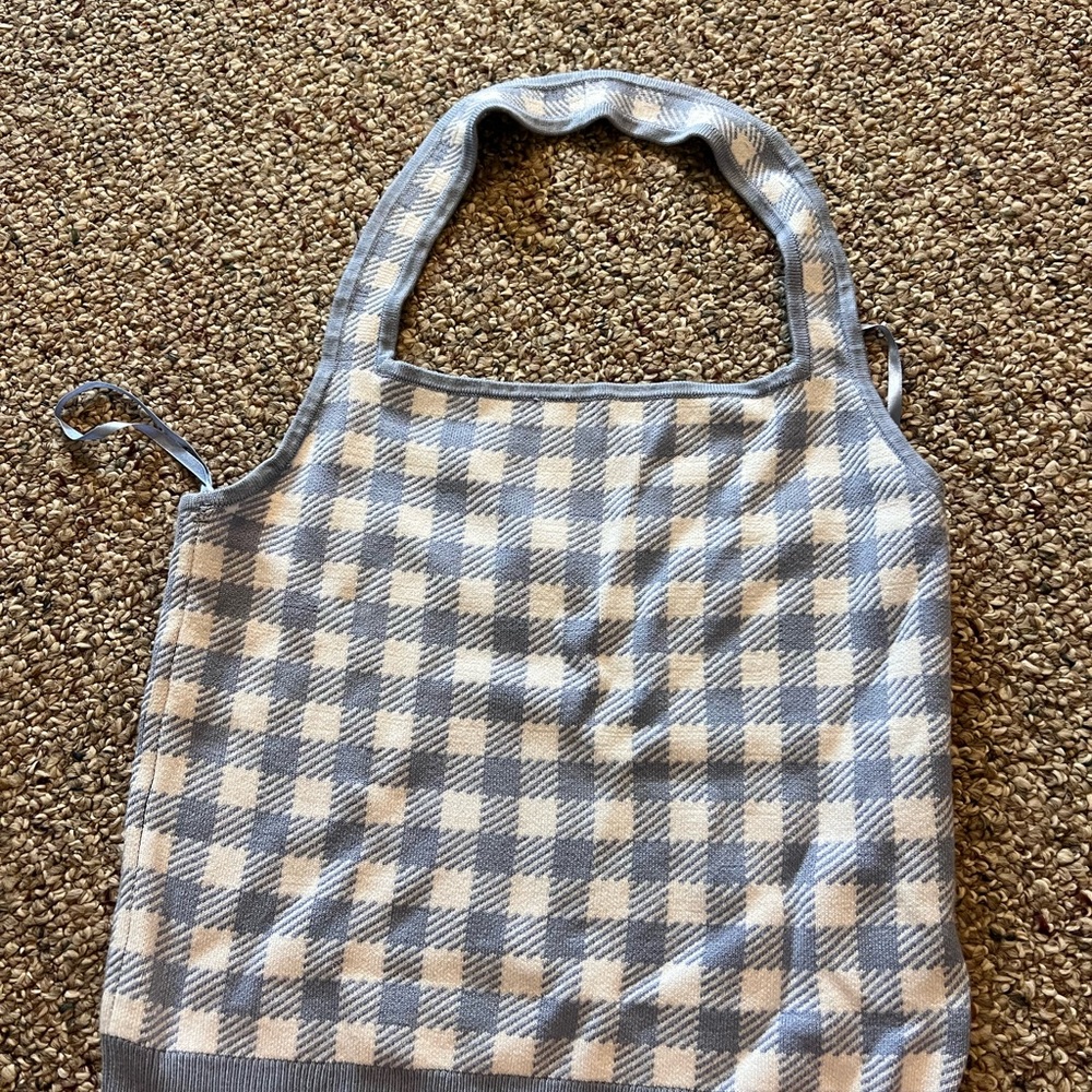 Halter tank